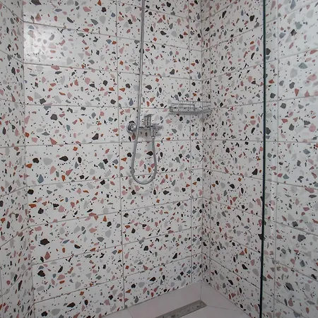 Nadu Rhodes Apartment