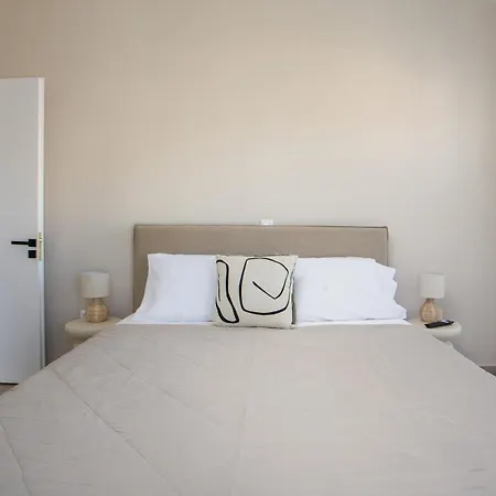 Nadu Rhodes Apartment *